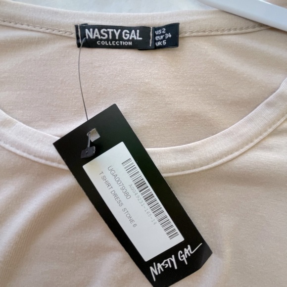 Nasty gal Oversized T Shirt Dress - Picture 4 of 4